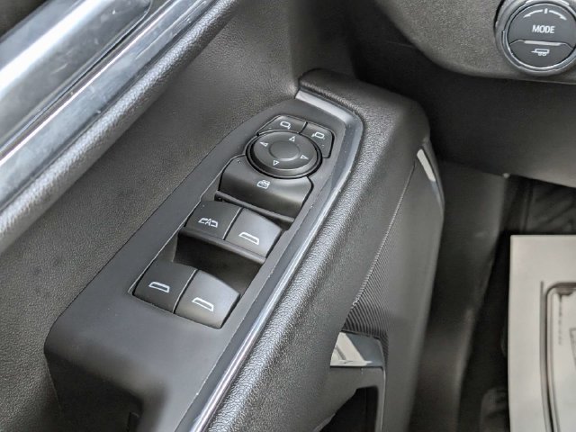 Used 2023 Chevrolet Silverado 1500 LT AWD/4WD image 19