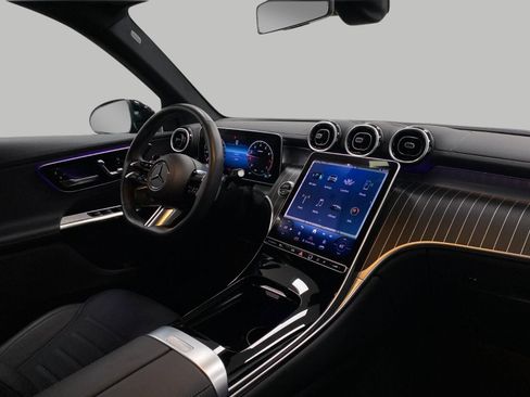 Certified 2024 Mercedes-Benz GLC 300 4MATIC image 19
