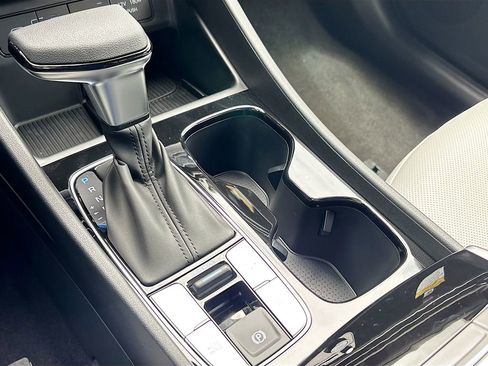 New 2025 Hyundai Santa Cruz SEL image 16