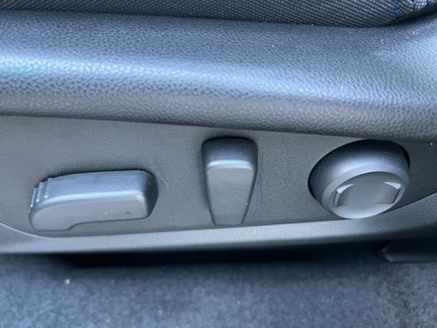 Certified 2025 Subaru Forester Premium image 19