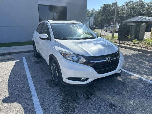 Used 2018 Honda HR-V EX-L image 11