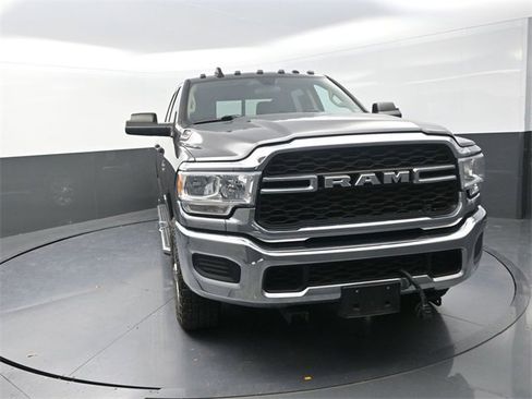 Used 2020 RAM 2500 Tradesman image 2