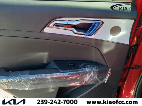 New 2027 Kia Sportage EX FWD image 15