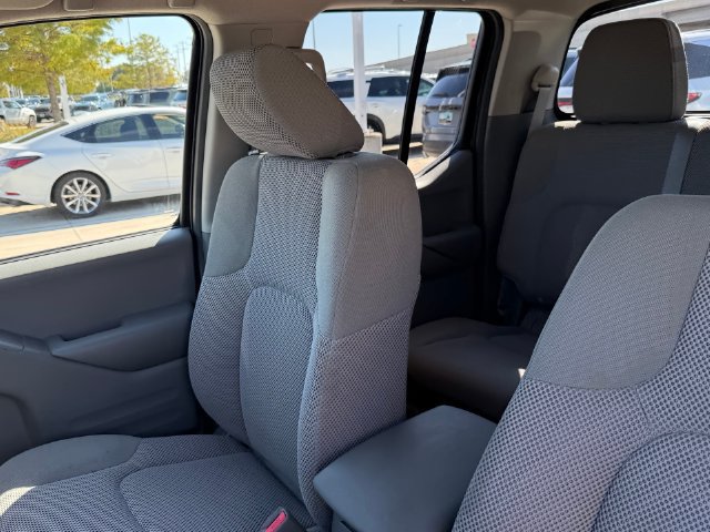 Used 2017 Nissan Frontier SV RWD image 12
