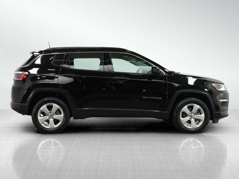 Used 2019 Jeep Compass Latitude w/ Popular Equipment Group image 7