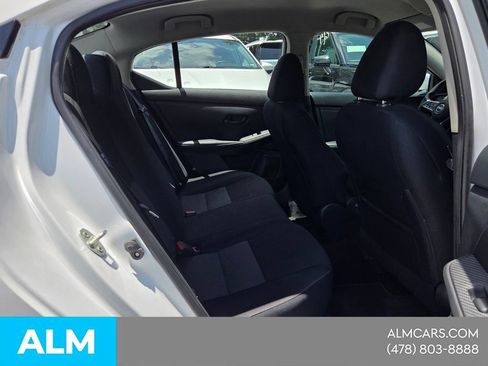 Used 2024 Nissan Sentra SV FWD image 18