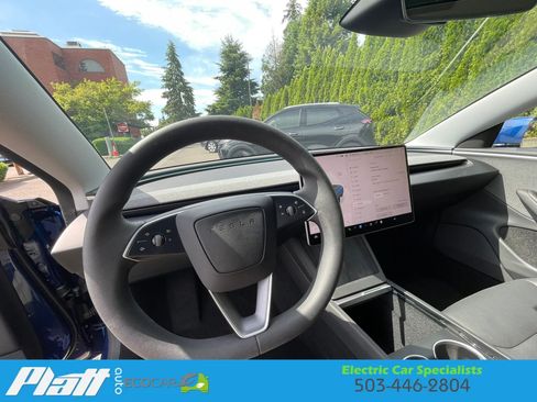 Used 2025 Tesla Model 3 Long Range RWD image 34