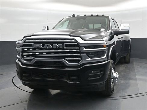 New 2026 RAM 3500 Longhorn image 8