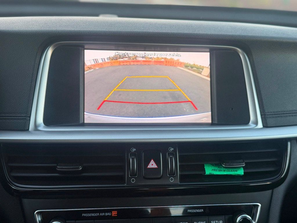 Used 2019 Kia Optima LX FWD image 14