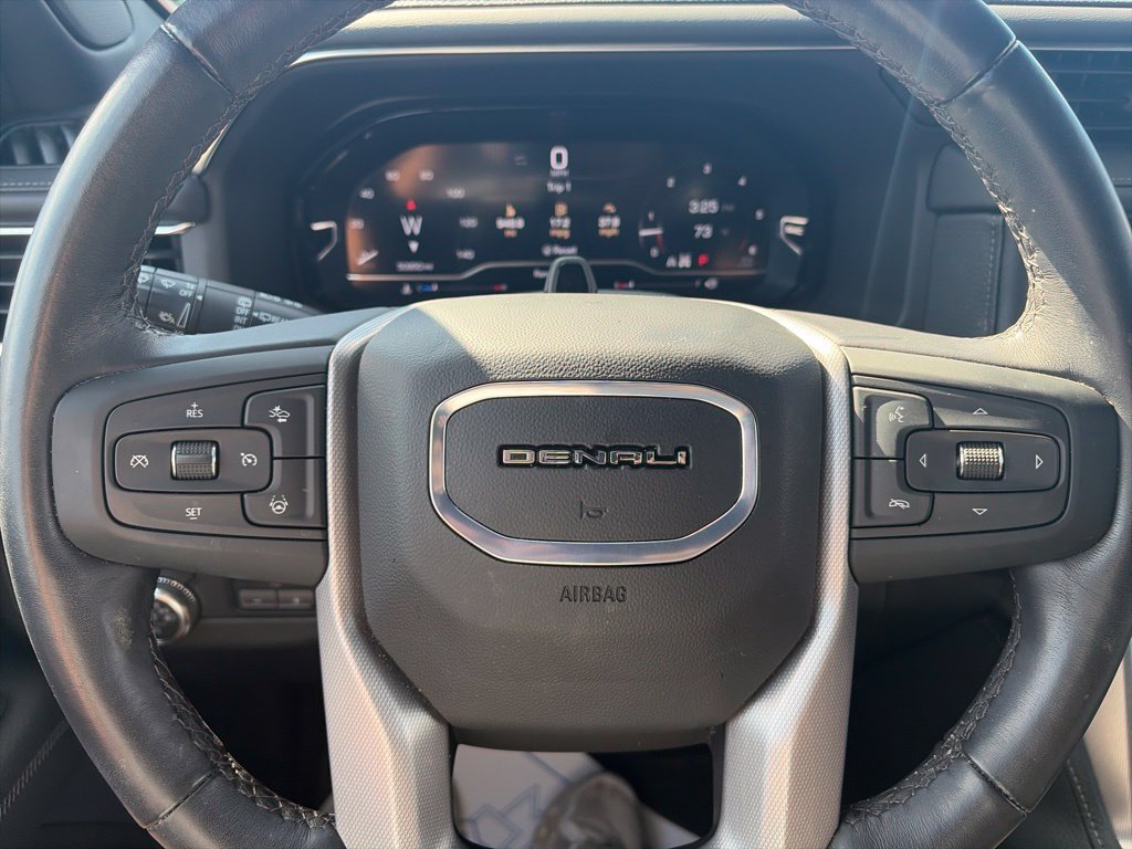 Used 2024 GMC Yukon XL Denali w/ Denali Reserve Package AWD/4WD image 22
