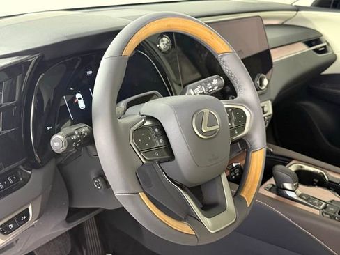 New 2026 Lexus RX 350 AWD/4WD image 18