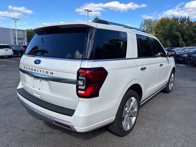 Used 2024 Ford Expedition Platinum AWD/4WD image 5