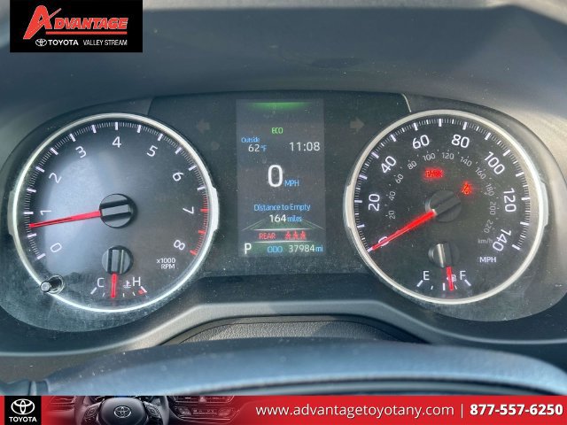 Used 2022 Toyota RAV4 LE AWD/4WD image 27