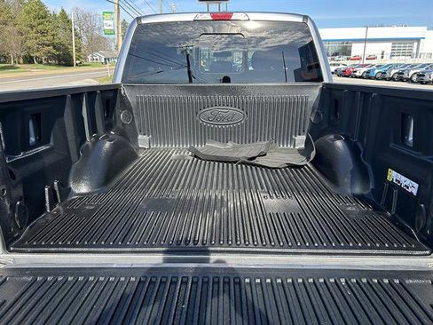 Used 2020 Ford F150 XLT w/ Equipment Group 302A Luxury AWD/4WD image 32