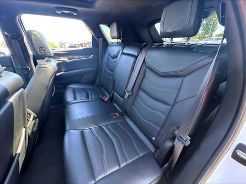 Used 2019 Cadillac XT5 Platinum AWD/4WD image 28