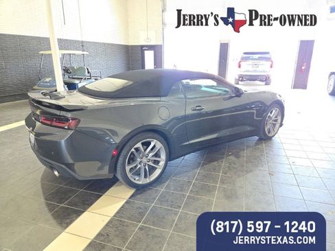 Used 2017 Chevrolet Camaro LT image 5