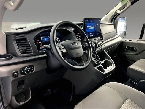 Used 2024 Ford Transit 350 XLT image 7