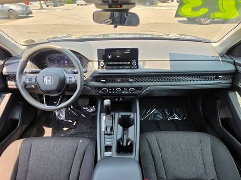 Used 2023 Honda Accord EX image 30