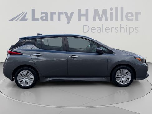Used 2025 Nissan Leaf S FWD image 7