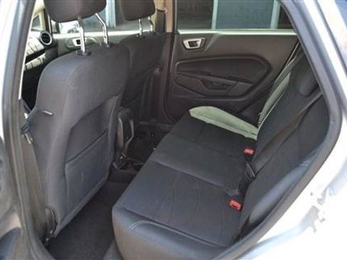 Used 2016 Ford Fiesta SE FWD image 18