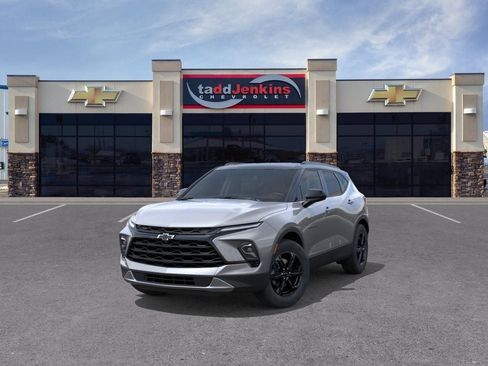 New 2026 Chevrolet Blazer LT w/ Convenience Package AWD/4WD image 8