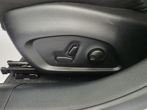 Used 2026 Jeep Compass Trailhawk AWD/4WD image 13