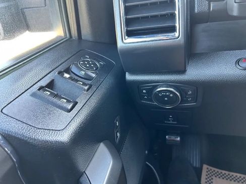Used 2016 Ford F150 XLT w/ Equipment Group 302A Luxury AWD/4WD image 18