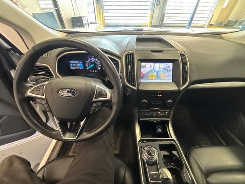 Used 2020 Ford Edge SEL w/ Convenience Package AWD/4WD image 5