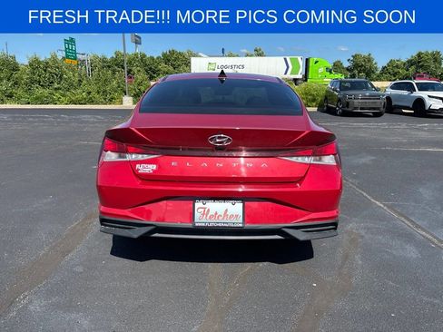 Used 2023 Hyundai Elantra SEL w/ Convenience Package FWD image 5