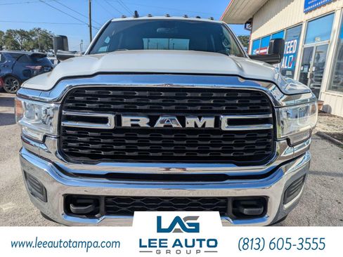 Used 2022 RAM 3500 Big Horn AWD/4WD image 8