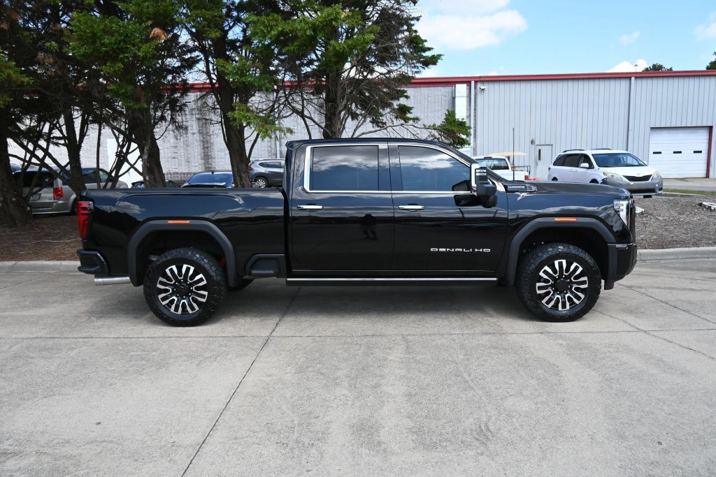 Used 2025 GMC Sierra 2500 Denali Ultimate AWD/4WD image 28