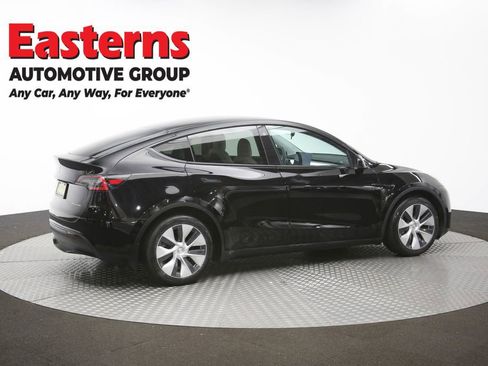Used 2021 Tesla Model Y Long Range AWD/4WD image 37