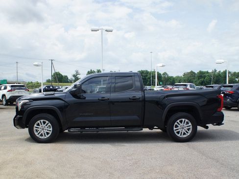 Used 2024 Toyota Tundra SR5 w/ SR5 Premium Package AWD/4WD image 12