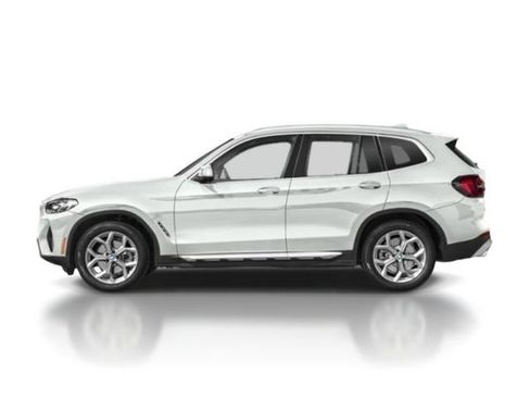 Used 2024 BMW X3 xDrive30i w/ Premium Package AWD/4WD image 3