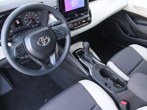 New 2026 Toyota Corolla LE FWD image 2
