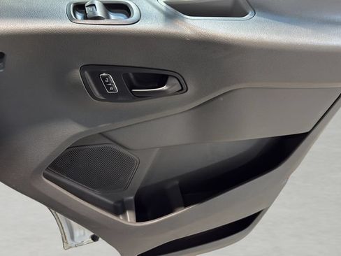Used 2025 Ford Transit 250 148 Medium Roof Extended AWD image 8