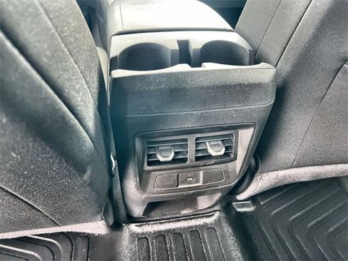 Used 2024 Chevrolet Colorado LT w/ LT Convenience Package image 20