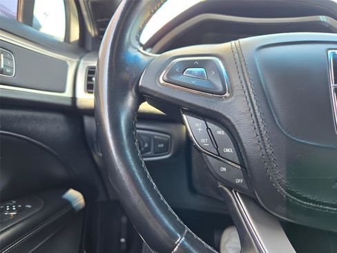 Used 2019 Lincoln MKZ Premiere FWD image 27