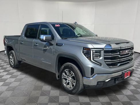 Certified 2026 GMC Sierra 1500 SLT AWD/4WD image 7