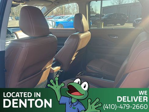 Used 2023 Nissan Pathfinder Platinum image 13