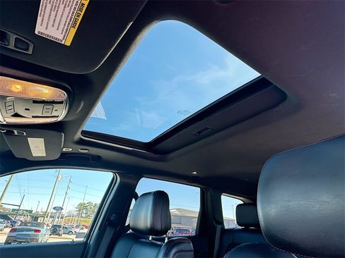 Used 2021 Jeep Grand Cherokee Trailhawk w/ Premium Lighting Group image 11