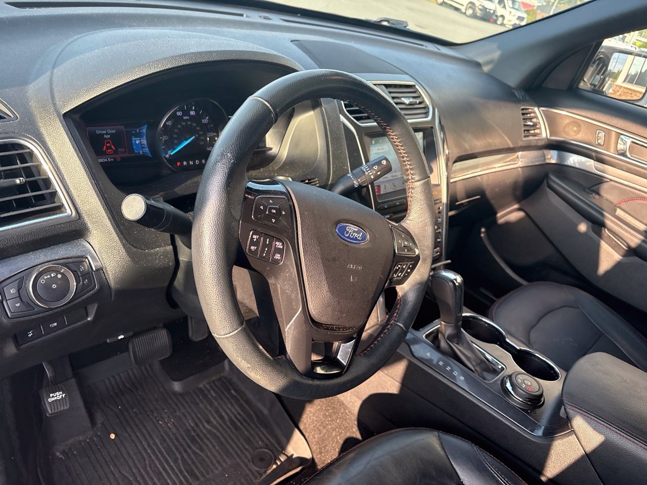 Used 2019 Ford Explorer Sport w/ Equipment Group 401A AWD/4WD image 4