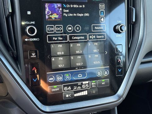 Certified 2025 Subaru Crosstrek 2.5i Sport w/ Crosstrek Mirror Package image 25