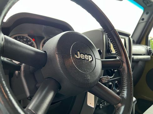 Used 2008 Jeep Wrangler Rubicon w/ Dual Top Group AWD/4WD image 27