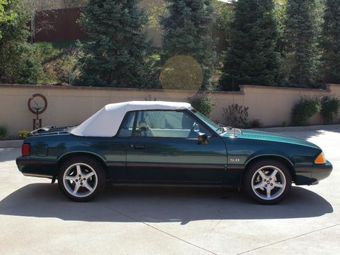 Used 1991 Ford Mustang LX RWD image 10