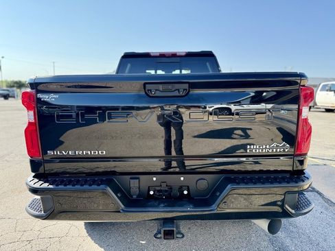 Used 2024 Chevrolet Silverado 3500 High Country w/ Technology Package image 5