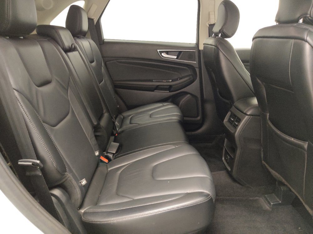 Used 2016 Ford Edge Titanium AWD/4WD image 19