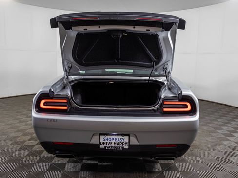 Used 2022 Dodge Challenger R/T w/ Driver Convenience Group image 41