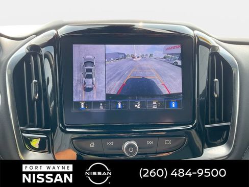Used 2023 Chevrolet Traverse LT AWD/4WD image 16
