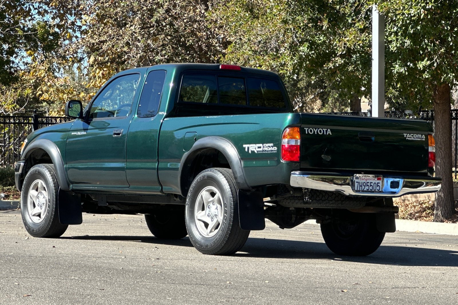 Used 2004 Toyota Tacoma PreRunner RWD image 6